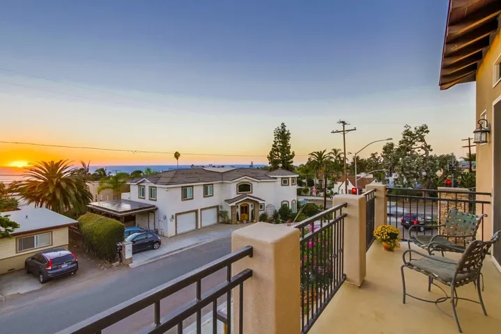 2013 Mackinnon Ave, Cardiff By The Sea, California 92007