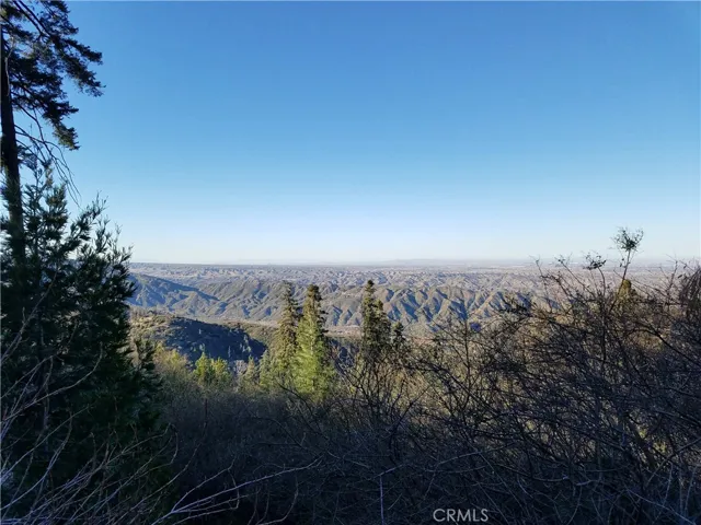 21650 Ballenger Road, Cedarpines Park, California 92322