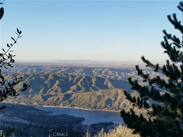 21650 Ballenger Road, Cedarpines Park, California 92322