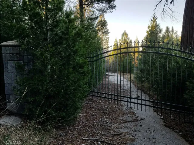 21650 Ballenger Road, Cedarpines Park, California 92322
