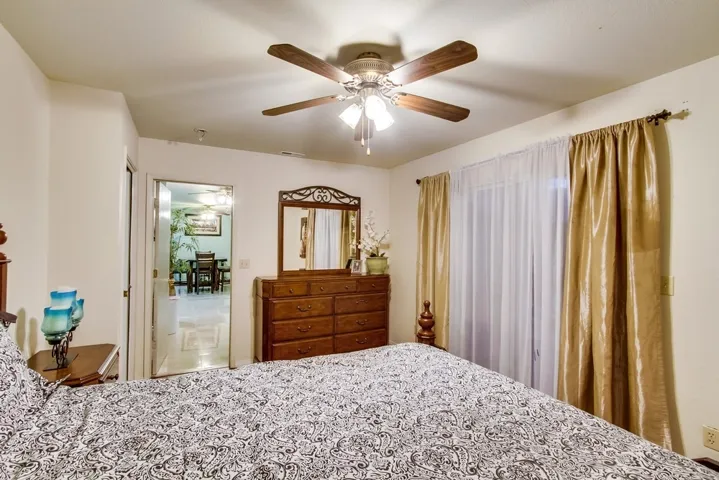 102 Oxbow, Encinitas, California 92024