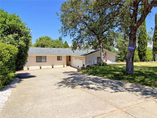11 Cove Court, Oroville, California 95966
