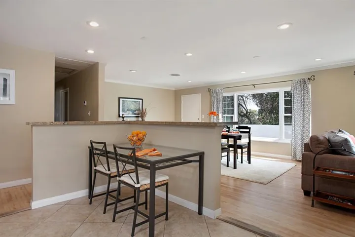 6743 Vigo Drive, La Mesa, California 91942