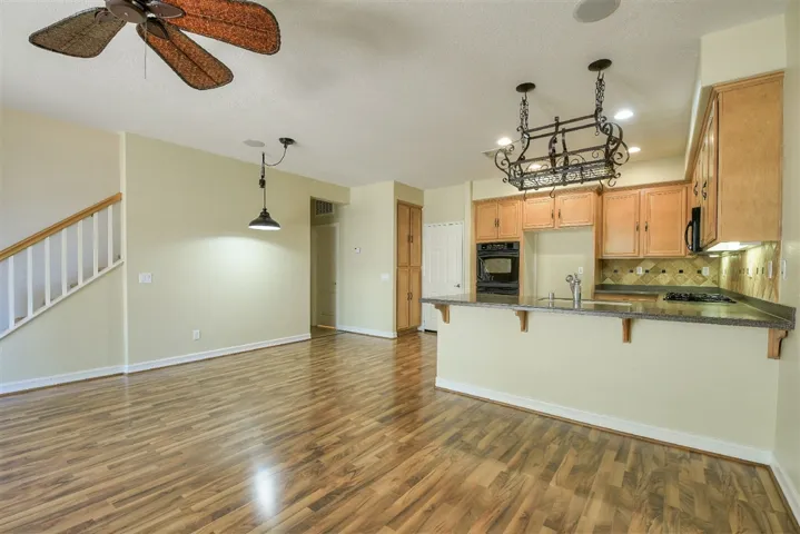 7749 Calle Andar, Carlsbad, California 92009
