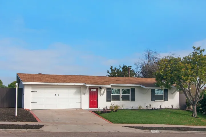 8828 Jaylee Ave., Spring Valley, California 91977