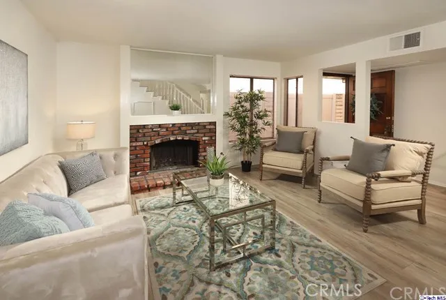 430 W Dryden Street 6, Glendale, California 91202