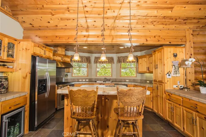1165 Green Mountain Drive, Big Bear, California 92314