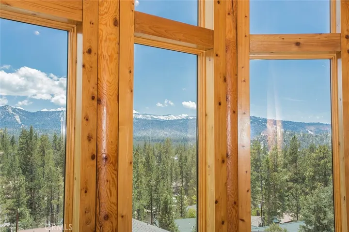 1165 Green Mountain Drive, Big Bear, California 92314