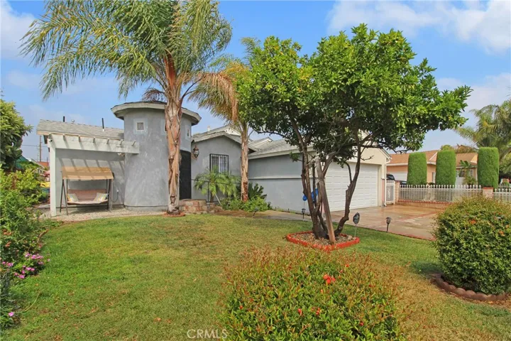 9846 Stanwin Avenue, Arleta, California 91331