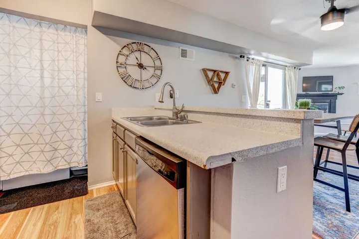 4380 Temecula Street #5, San Diego, California 92107