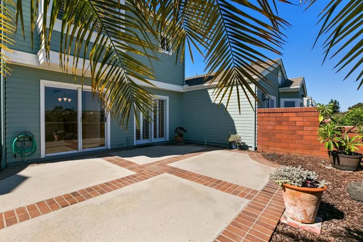 7216 Lantana, Carlsbad, California 92011