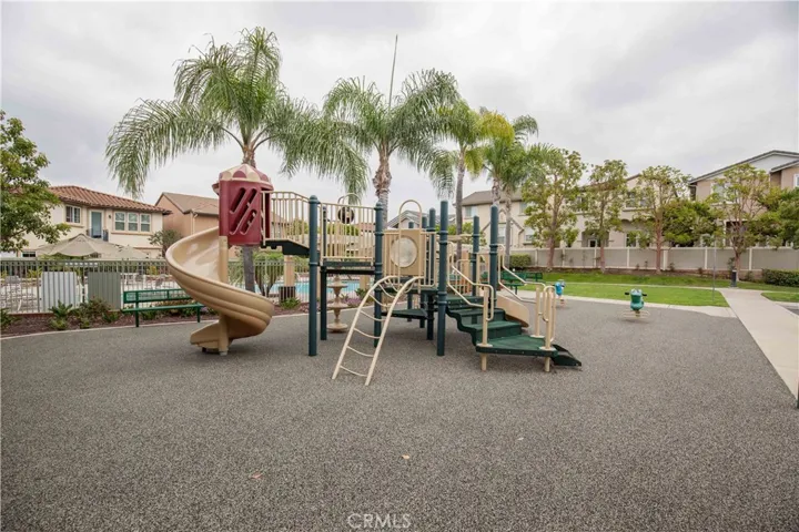 2889 Plaza Del Amo 910, Torrance, California 90503