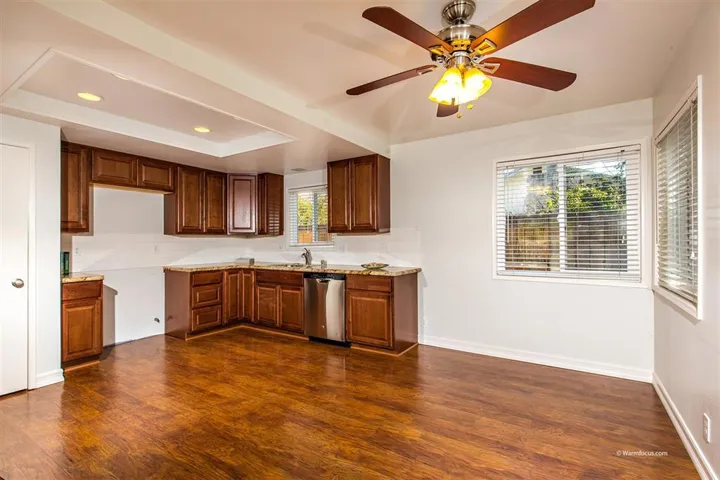 3413 Santa Clara Way, Carlsbad, California 92010