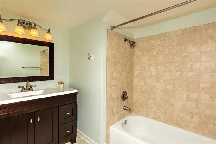 3413 Santa Clara Way, Carlsbad, California 92010