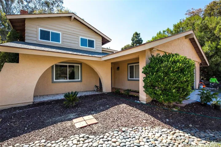 3413 Santa Clara Way, Carlsbad, California 92010