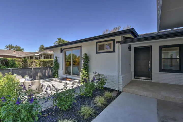 1079 Firth Court, Sunnyvale, California 94087
