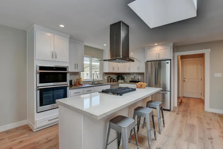 1079 Firth Court, Sunnyvale, California 94087