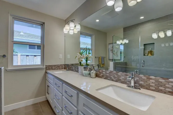 1079 Firth Court, Sunnyvale, California 94087