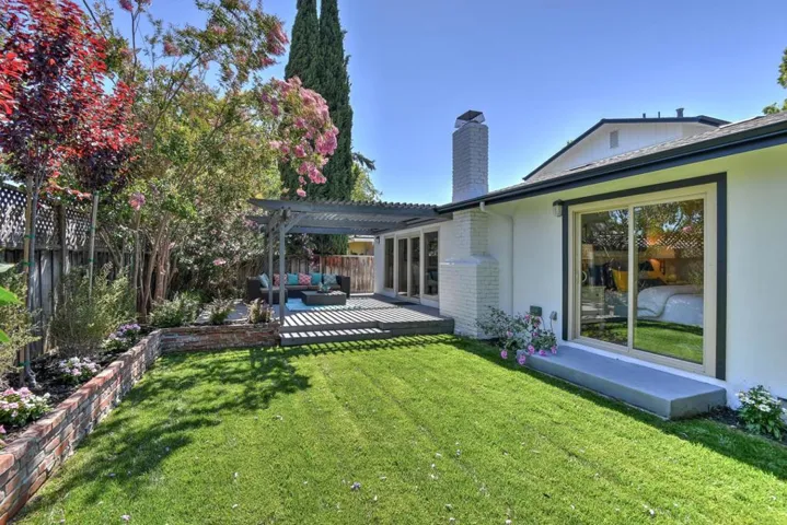 1079 Firth Court, Sunnyvale, California 94087
