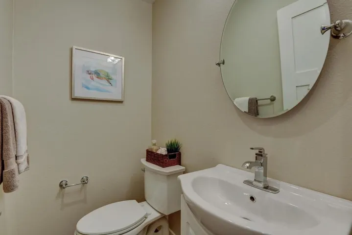 1079 Firth Court, Sunnyvale, California 94087