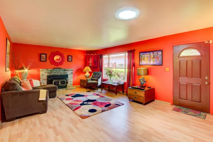 10555 Mark Street, Oakland, California 94605