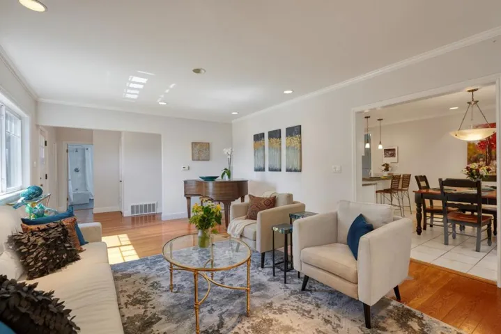 1408 Cordilleras Avenue, San Carlos, California 94070