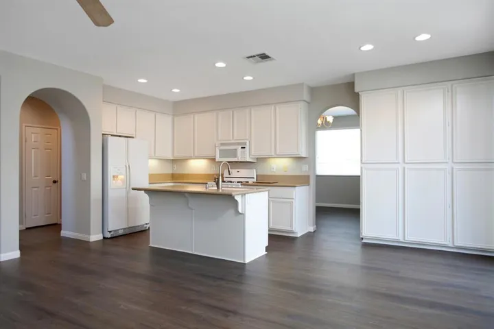 6081 Paseo Monona, Carlsbad, California 92009