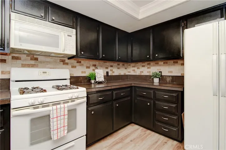 Any chef will love all this space!