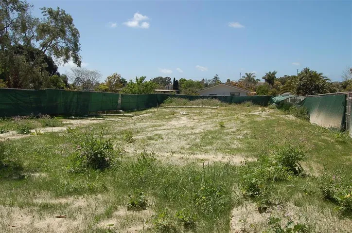 2605 Drive, Carlsbad, California 92008