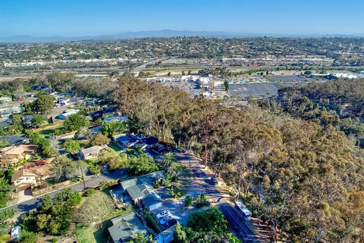 2605 Drive, Carlsbad, California 92008