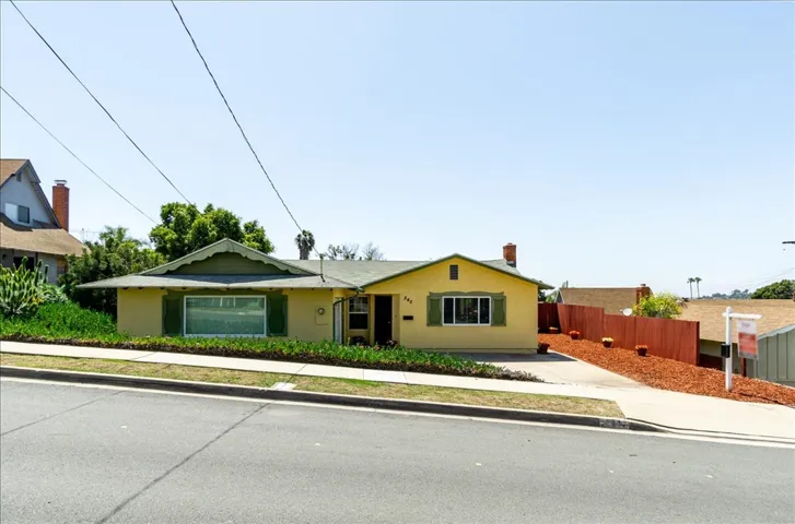240 Los Soneto Dr, San Diego, California 92114
