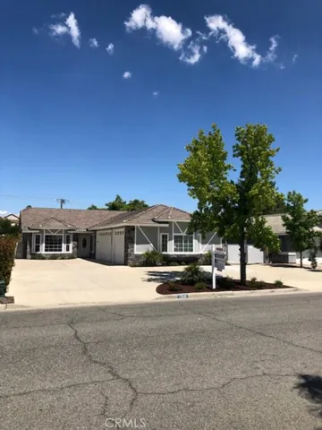 23141 Compass Drive, Canyon Lake, California 92587
