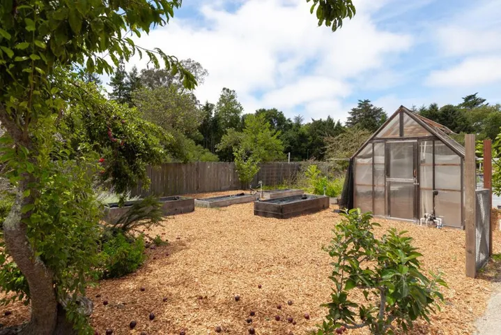 3625 N Main Street, Soquel, California 95073