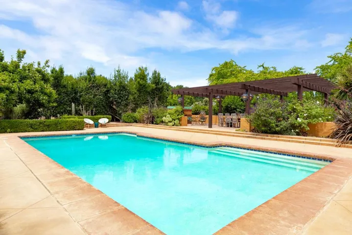 3625 N Main Street, Soquel, California 95073