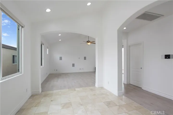 2305 Carnegie Lane B, Redondo Beach, California 90278