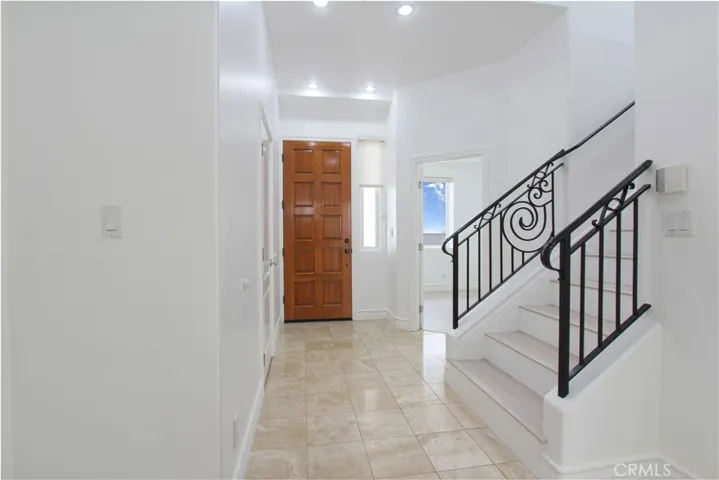 2305 Carnegie Lane B, Redondo Beach, California 90278
