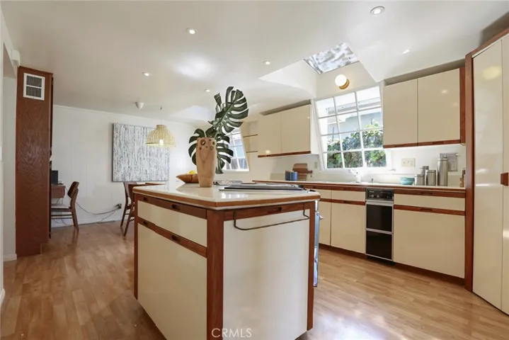 See the skylights!