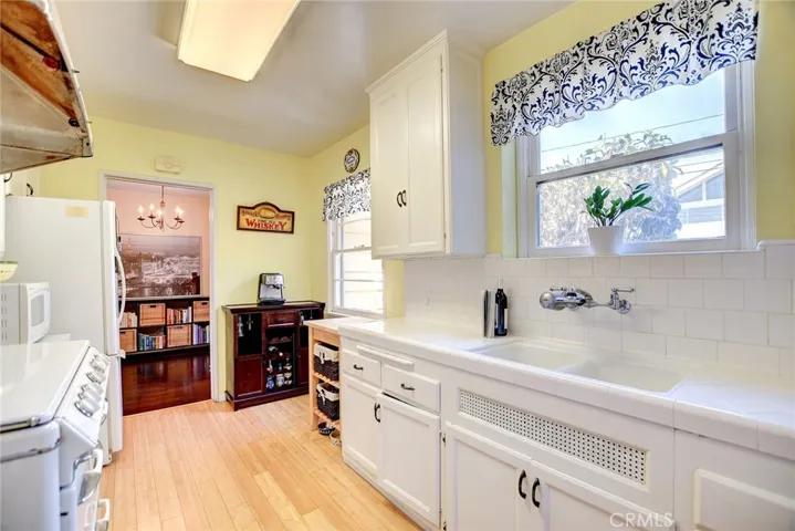 2659 E 220th Street, Carson, California 90810