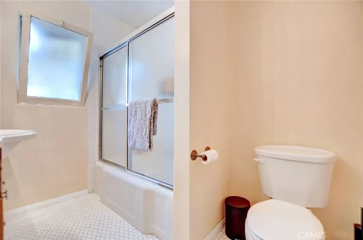 2659 E 220th Street, Carson, California 90810