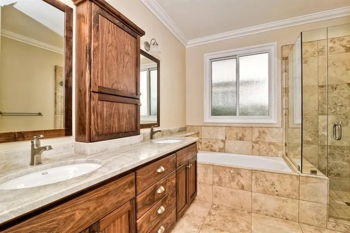 1861 Amalfi Dr, Encinitas, California 92024