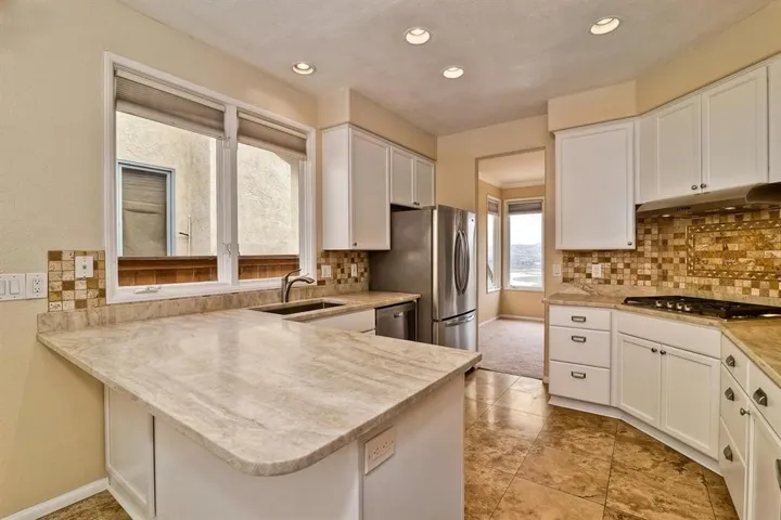 1861 Amalfi Dr, Encinitas, California 92024