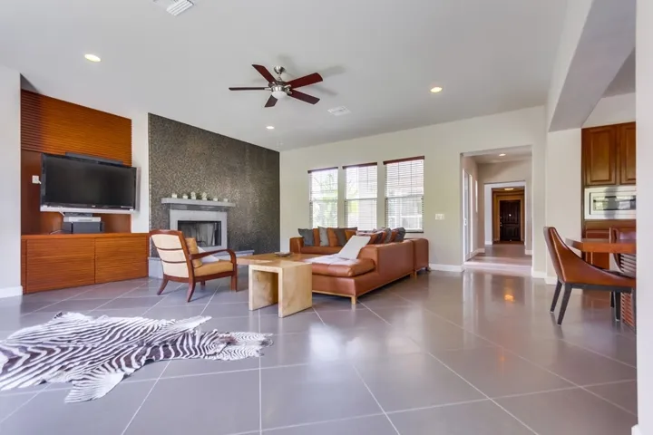 2827 Sutter Ridge Dr., Chula Vista, California 91914