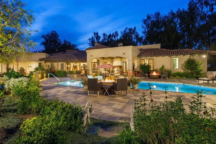 18051 Circa Oriente (383), Rancho Santa Fe, California 92067