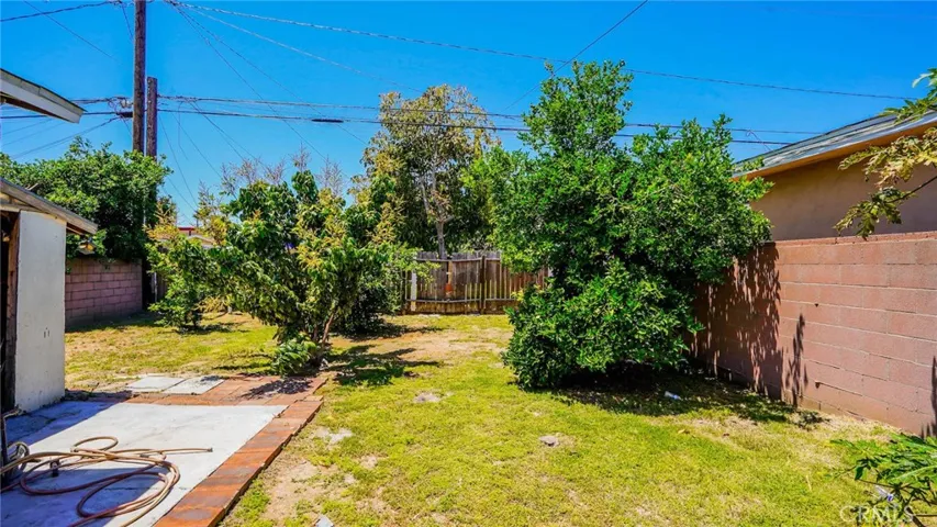 6035 Olive Avenue, Long Beach, California 90805