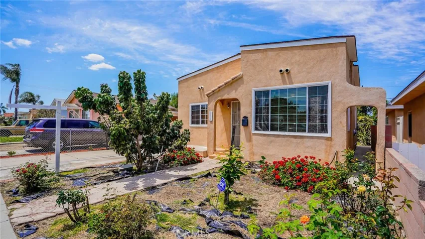 6035 Olive Avenue, Long Beach, California 90805