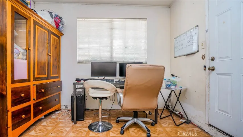 6035 Olive Avenue, Long Beach, California 90805