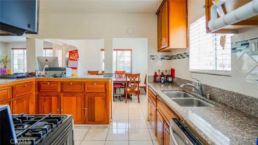 6035 Olive Avenue, Long Beach, California 90805