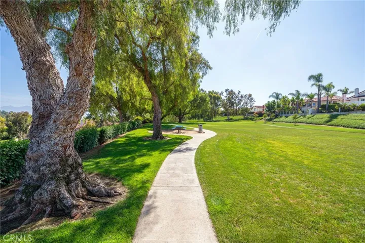 Beautiful Green belt & Common Area