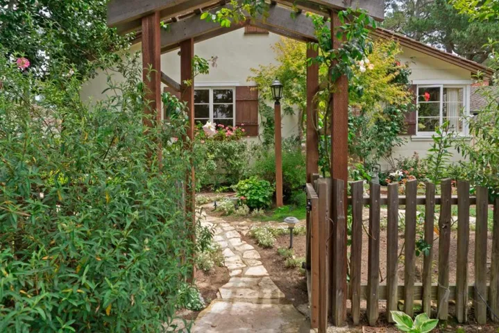 0 3rd Avenue Se Corner Of Lobos Street, Carmel, California 93921