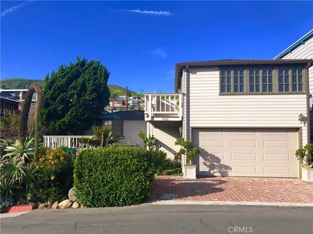 992 Cliff Drive, Laguna Beach, California 92651